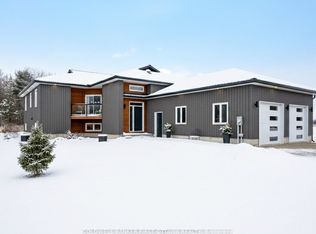 462 Althorpe Rd E, Tay Valley, ON K7H3C9