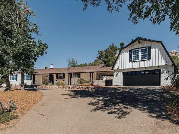 1704 Balanced Rock Ln, El Cajon, CA 92019