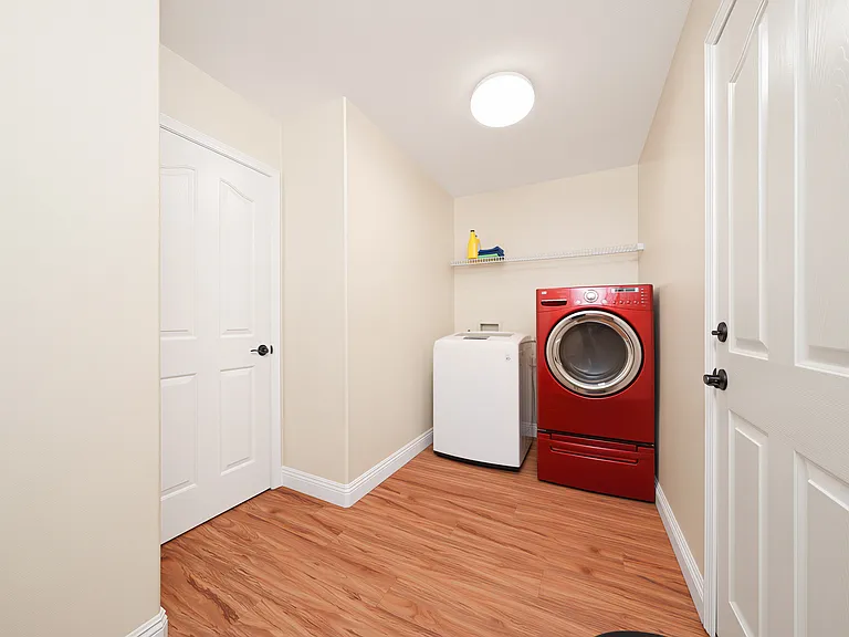 45277 Chateau Ct — Photo 14