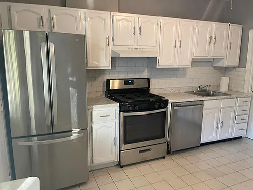 1049 Avenue C Photo 1