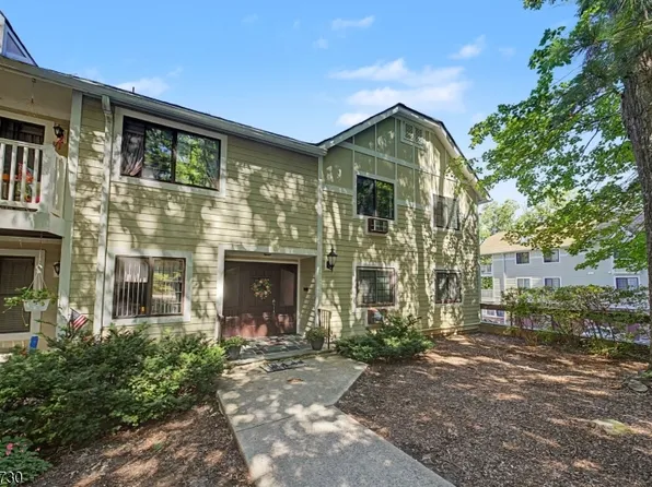 6 F Foxwood Dr, Morris Plains Boro, NJ 07950