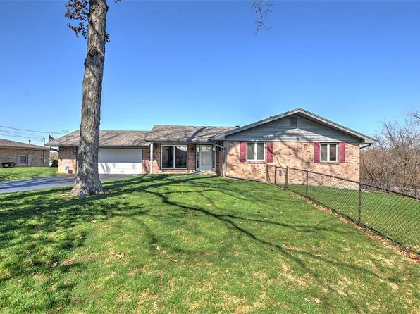 650 Davis Ct, Decatur, IL 62521