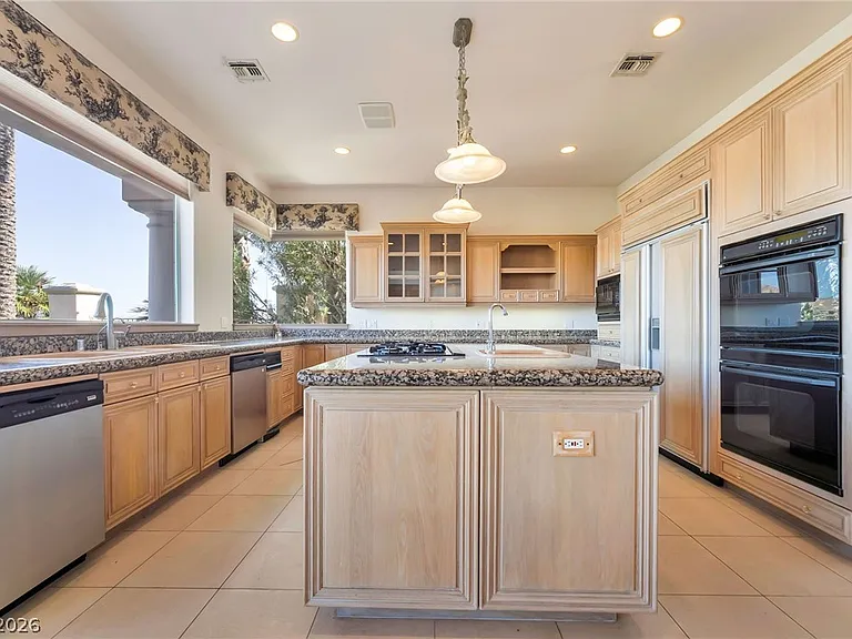 27 Grand Miramar Dr — Photo 14