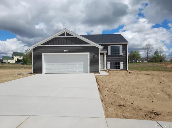 8120 Towas Ln, Henderson, MI 48841