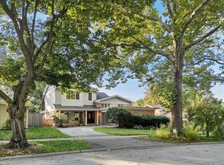 335 Vine St, Wilmette, IL