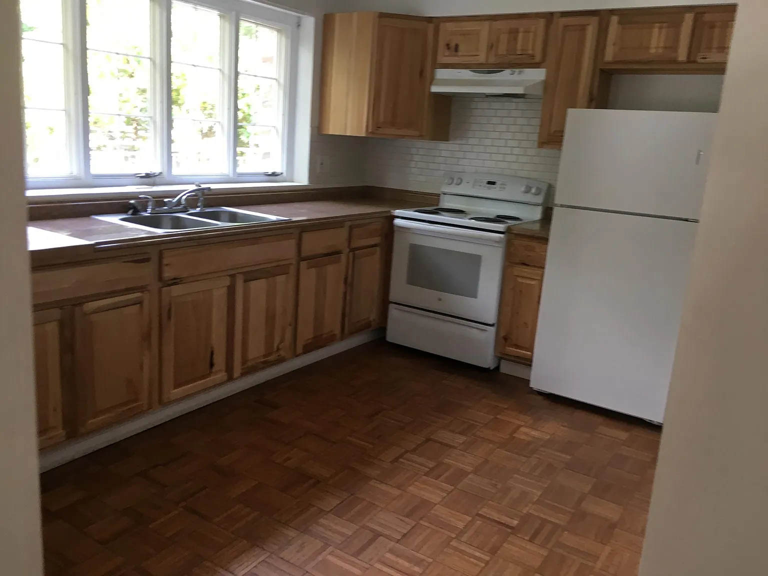 W Catherine St, Milford — Photo 1
