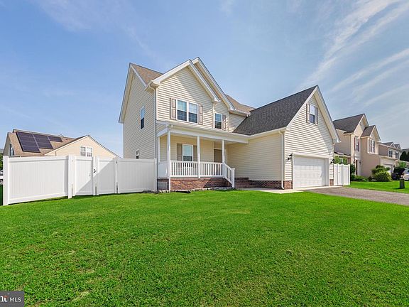 3rd image of 750 Wye Oak Dr