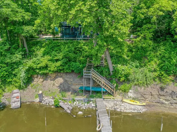 9034 North County Road F, Edgerton, WI 53534