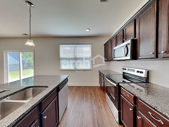 3rd image of 6242 Bridlewood Ln