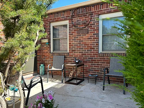 3915 Warren Ave #2 Photo 1 3915 Warren Ave #2 Photo 1