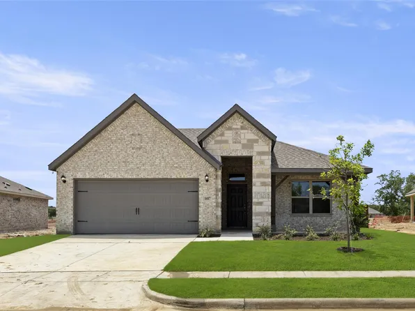 1417 Coventry Dr, Aubrey, TX 76227
