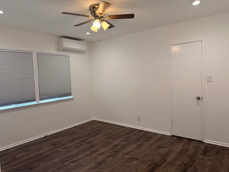 1727 Scott Rd #B — Photo 7