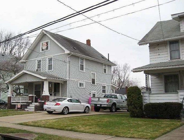 2nd image of 636 Lucille Ave