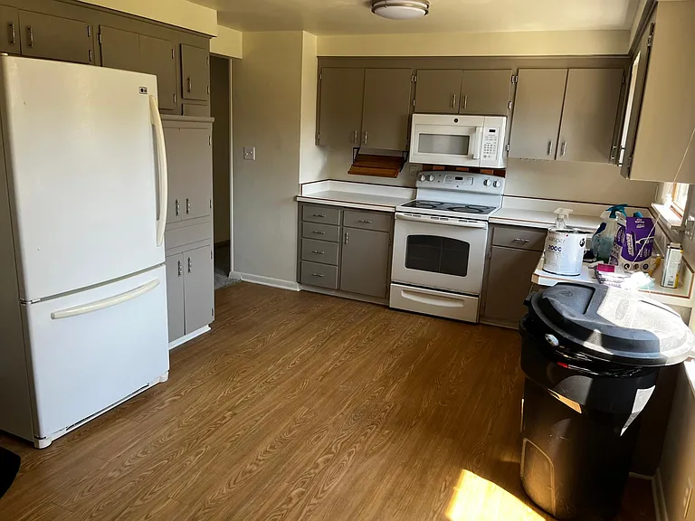 1416 Shoreland Dr #1 — Photo 26