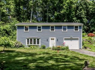 68 Portland Ave, Redding, CT 06896