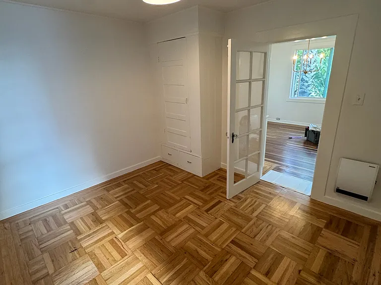 1071 De Haro St — Photo 12