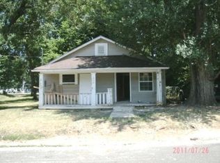 826 S Weaver Ave, Springfield, MO 65806