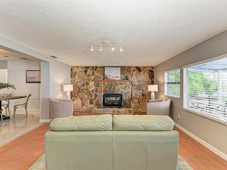 6000 Bayou Grande Blvd NE — Photo 22