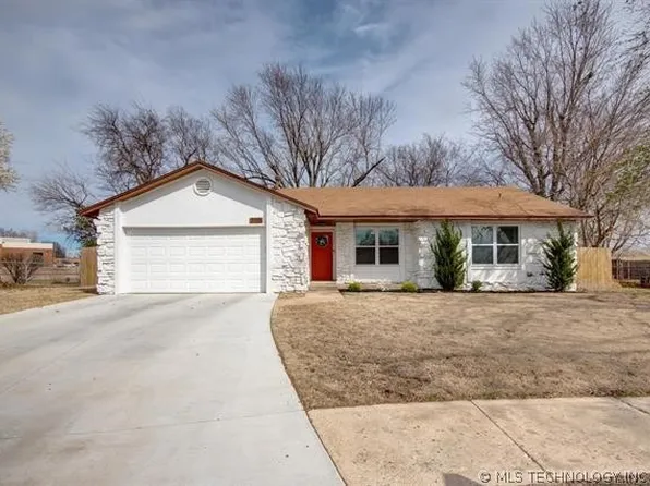 900 W Madison St, Broken Arrow, OK 74012