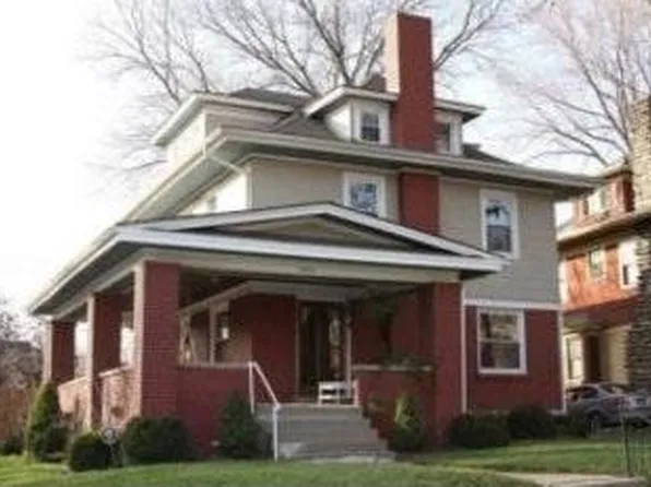 3644 Walnut St, Kansas City, MO 64111