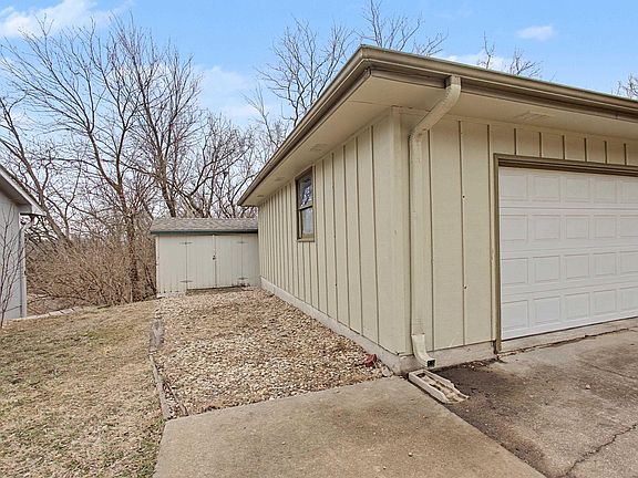 5th image of 2817 Arbor Dr