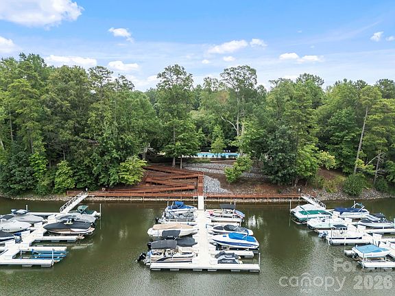 4th image of 9263 Egret Rdg