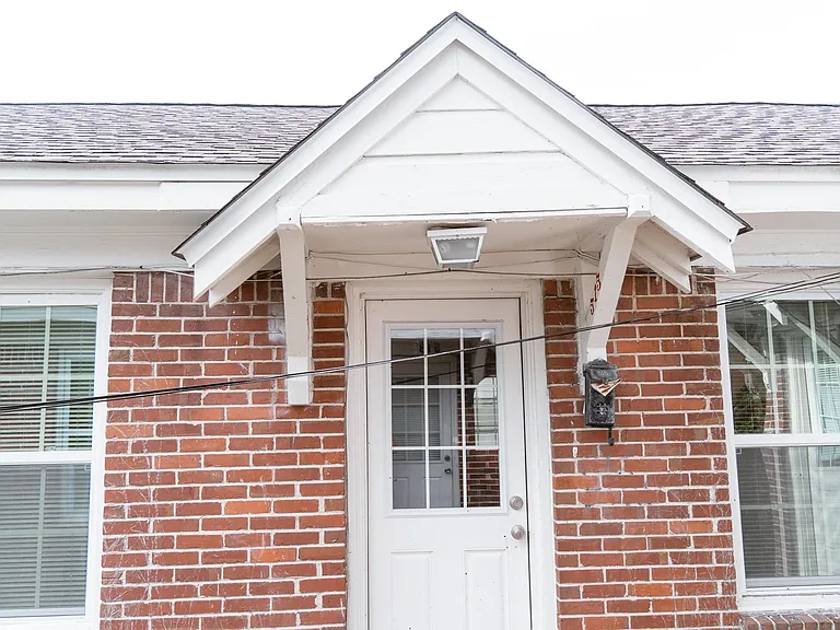 515 N Monroe St — Photo 1