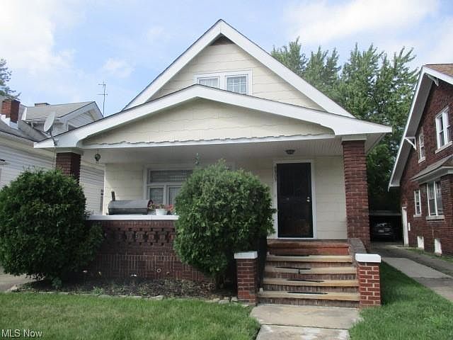 1st image of 9909 Parkview Ave
