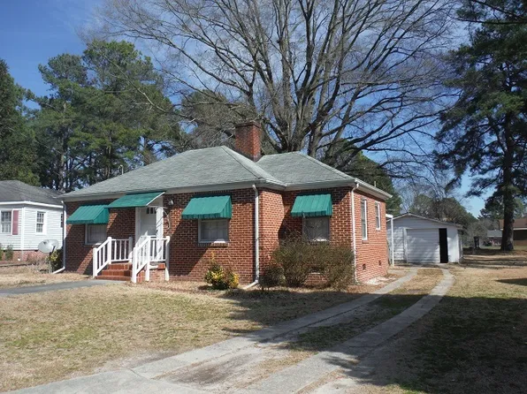 301 Hillcrest Dr, Greenville, NC 27834