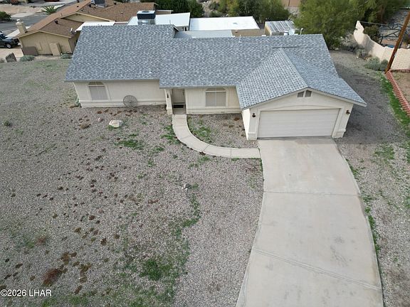 3rd image of 3345 Desert Dr