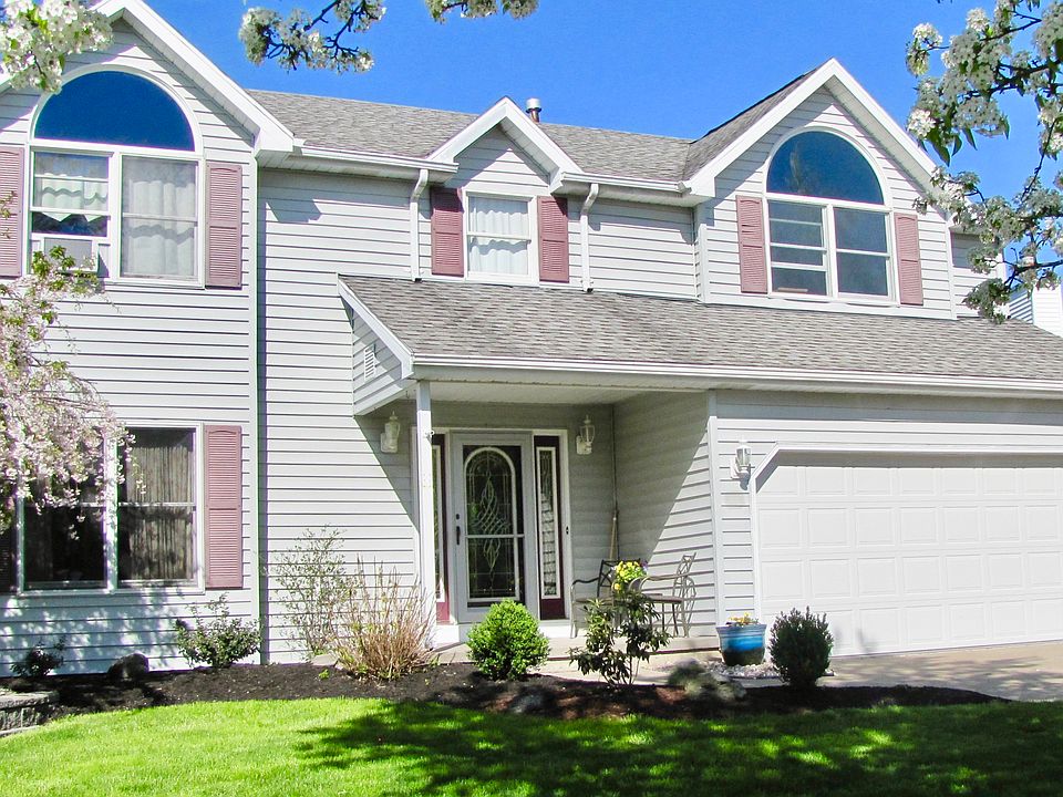 1st image of 37 Whitney Pl