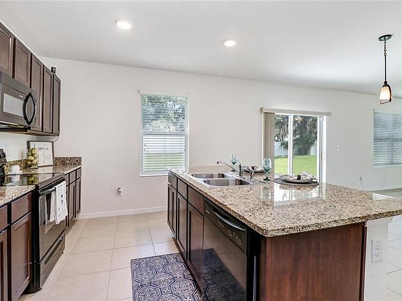3rd image of 11832 Myrtle Rock Dr