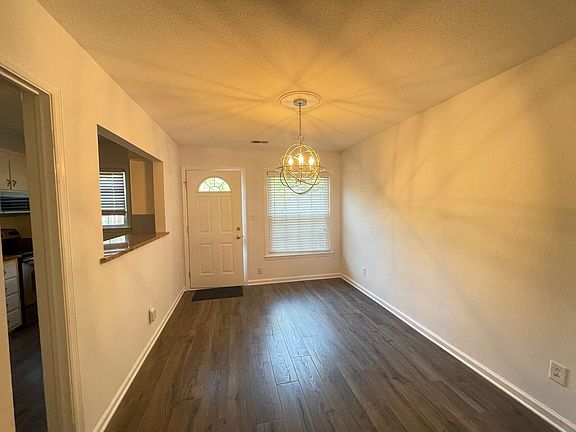 3rd image of 315 S Pope St APT 6