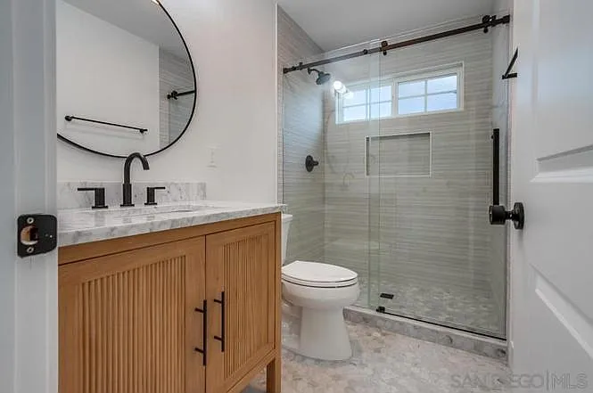 10190 Drumcliff Ave — Photo 22