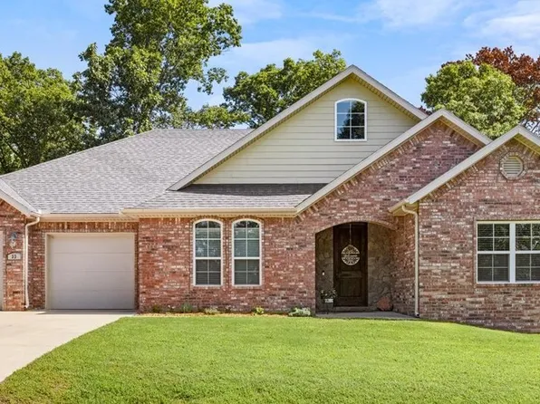 33 Leona Dr, Bella Vista, AR 72715