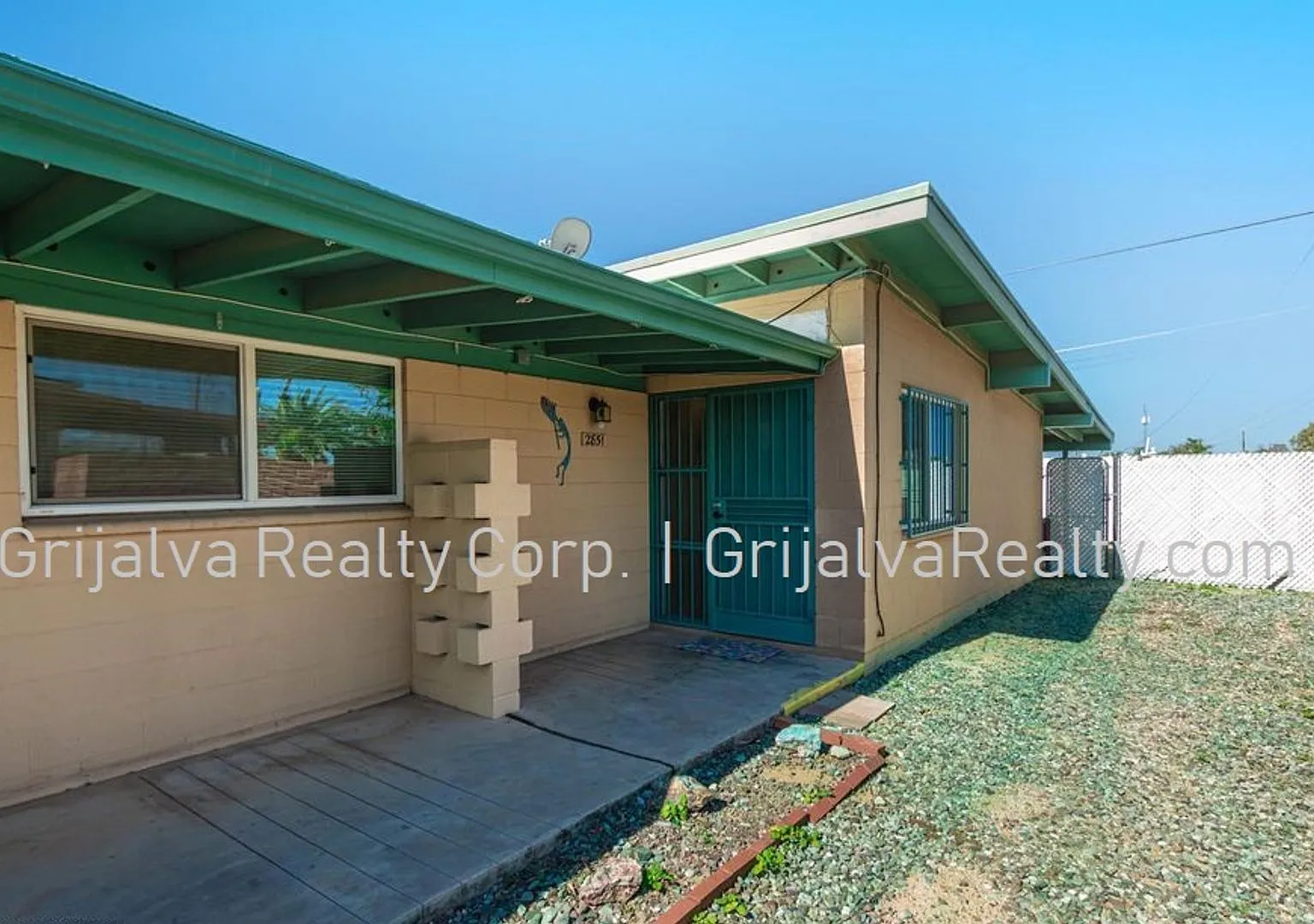 2849 Eastgate — Photo 1