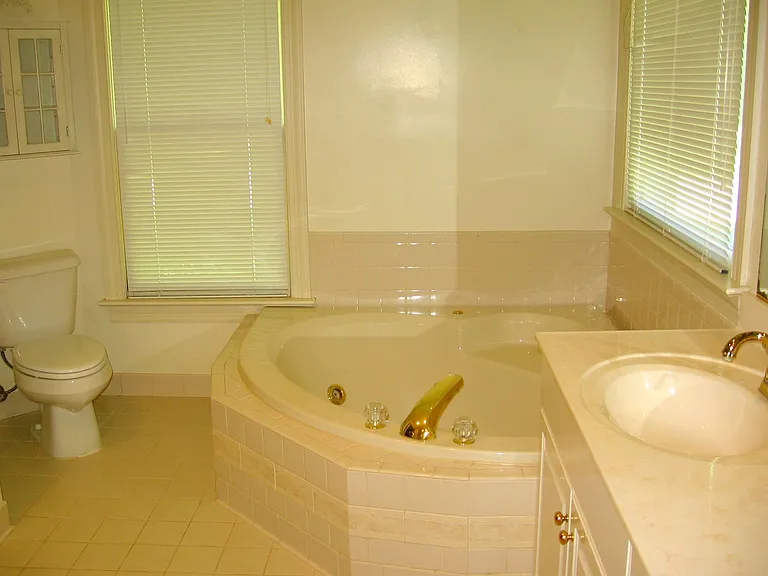 105 Mariners Cir — Photo 27
