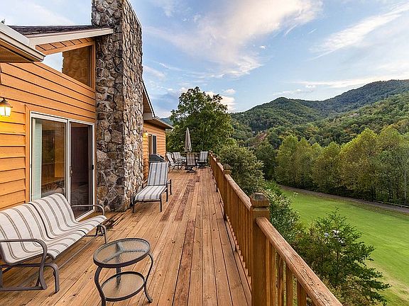 Patio on golf 6th hole