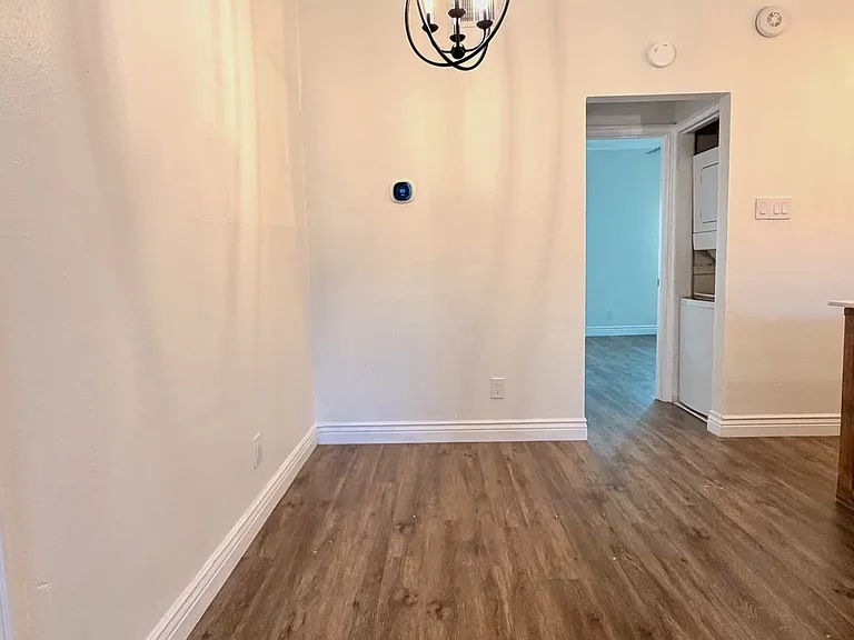 1503 N Garrett Ave #211 — Photo 6