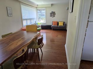 49 Halkin Cres, Toronto, ON M4A 1M8