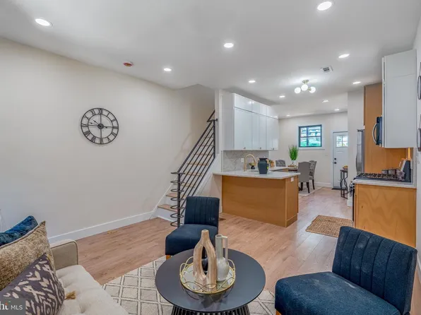 1405 N Corlies St, Philadelphia, PA 19121
