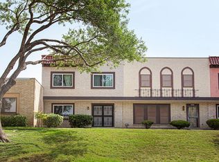 6627 Crown Rdg, San Antonio, TX 78239