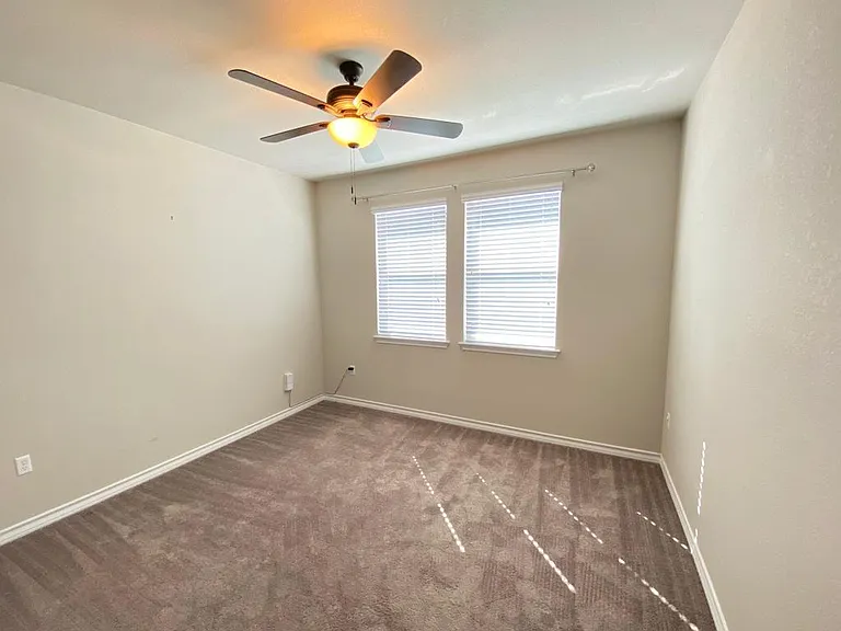 5904 Daly Dr — Photo 16