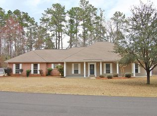 105 Baywood Dr, Hattiesburg, MS 39402