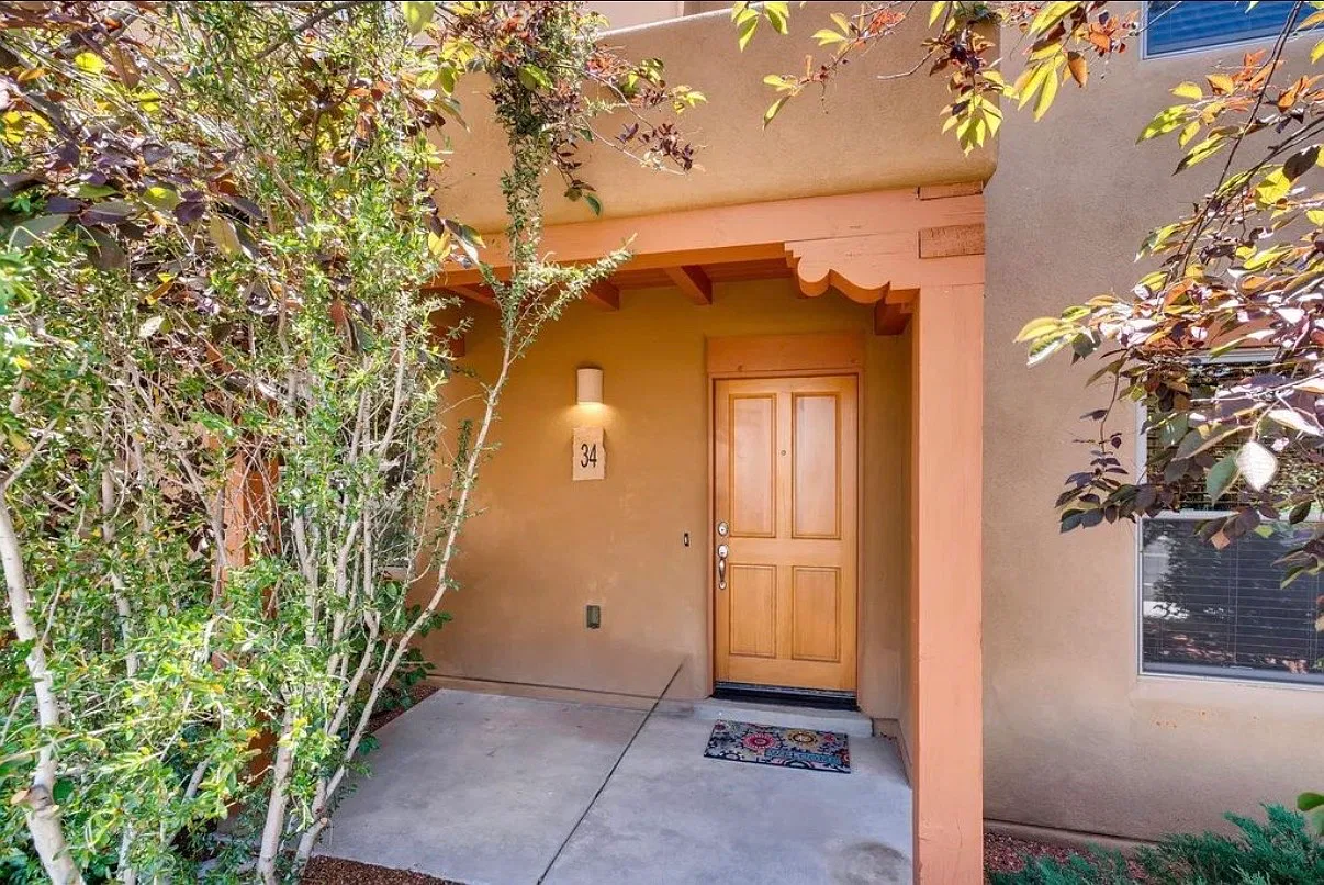 2 bed, 1170 sqft, $3,500 — Photo 1
