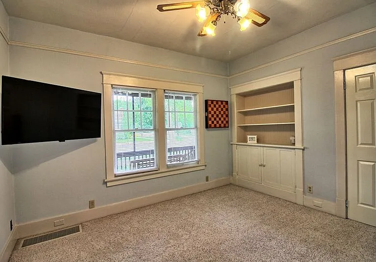 2501 W Idaho St — Photo 4