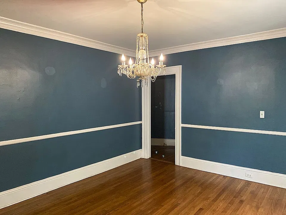 2003 front unit dining room