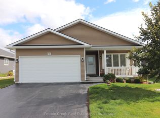 20 Huron Heights Dr, Ashfield Colborne Wawanosh, ON N7A0B1