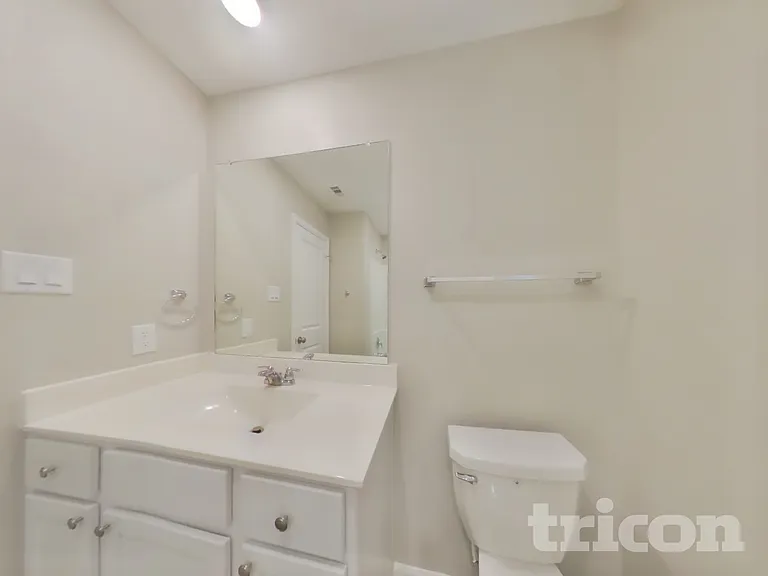 210 Pine Cavern Dr — Photo 13