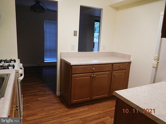4th image of 5901 Tamar Dr Unit 1